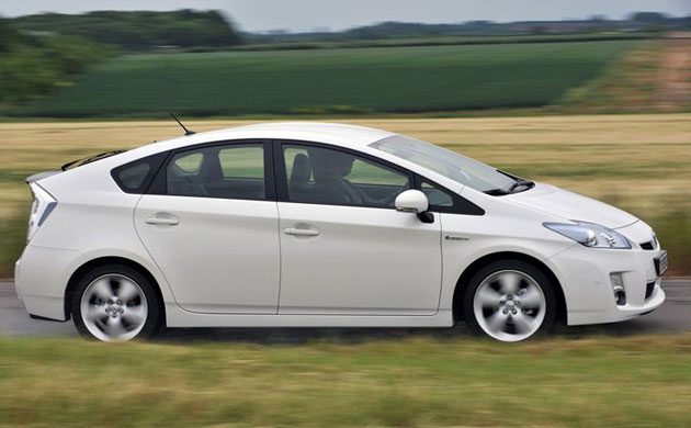 toyota-prius-2012