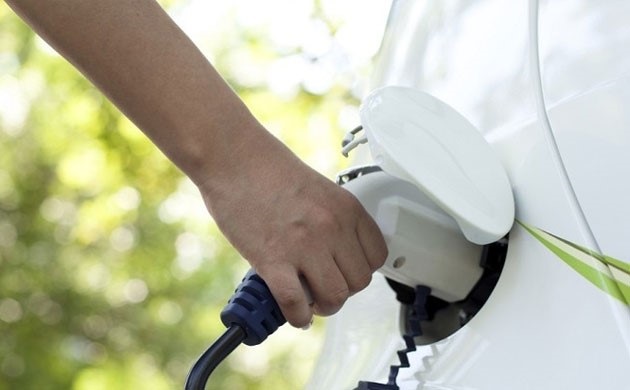 auto elettriche plug in