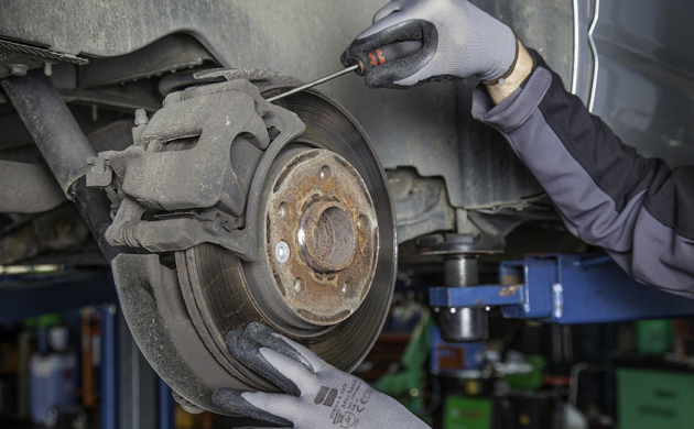 auto revisione meccanica