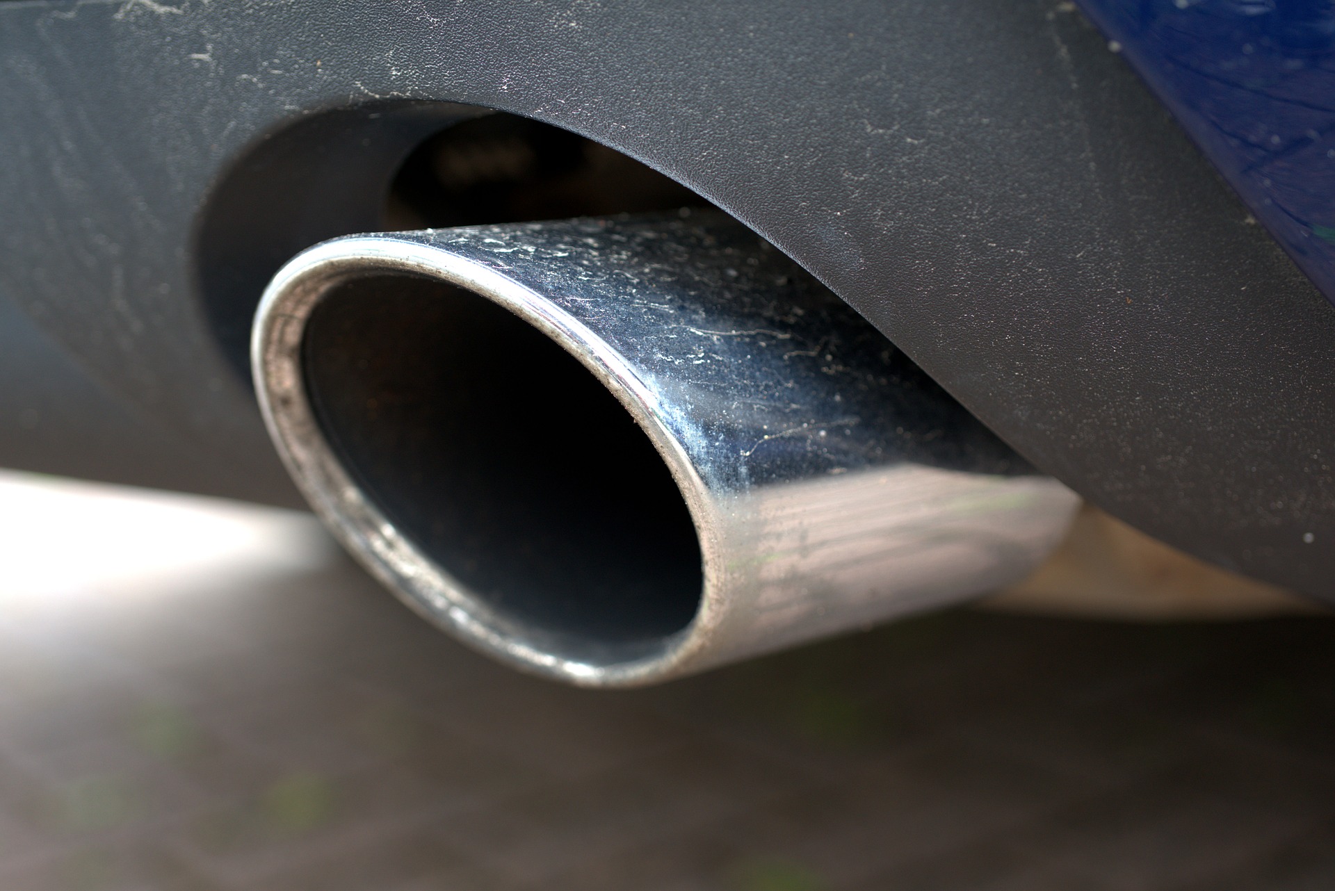 Emissioni di CO2 da auto e furgoni nuovi: dalla Commissione una proposta di flessibilità